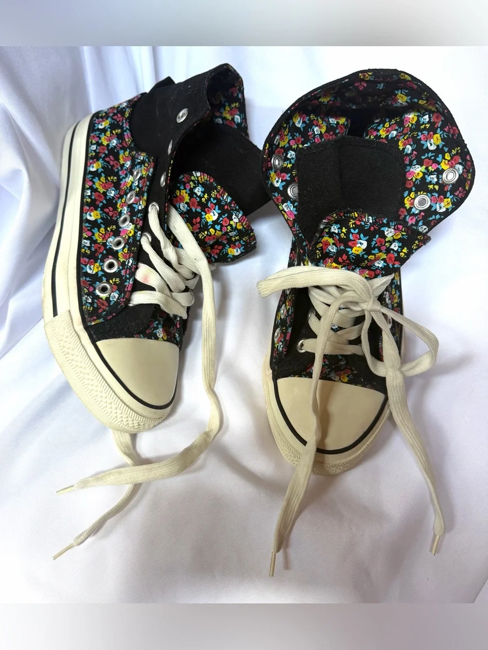 Wet Seal Black Floral hi top flip down variety ways to wear Lace-Up Shoe